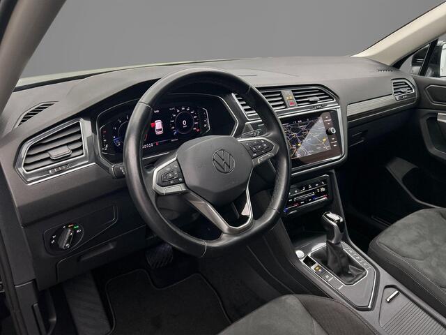 Volkswagen TIGUAN Allspace Elegance 7p. 1.5 TSI 150pk DSG Automaat 3e zitrij, Adaptive cruise control, Elektrische achterklep, Achteruitrijcamera, Navigatie, LED matrix koplampen