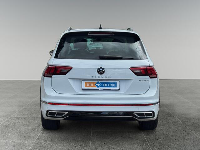 Volkswagen TIGUAN 1.4 245pk TSI eHybrid R-Line Business+ Navigatie 'Discover Media' | Parkeersensoren vóór en achter | Adaptive Cruise Control