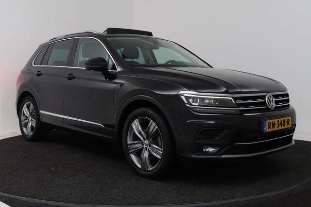 Volkswagen TIGUAN 1.4 TSI ACT Highline (PANORAMADAK, CAMERA, DIGITALE COCKPIT, TREKHAAK WEGKLAPBAAR, MASSAGE STOELEN)