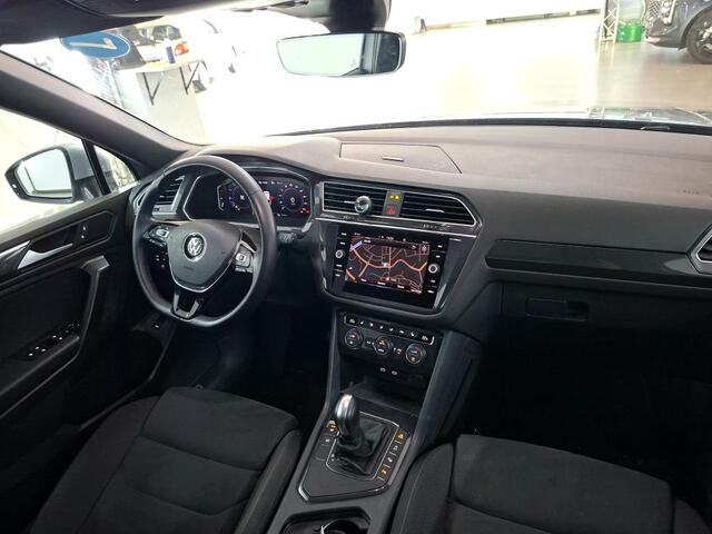 Volkswagen TIGUAN Allspace 1.5 TSI 150pk DSG Highline Business R 7p. / Panoramadak