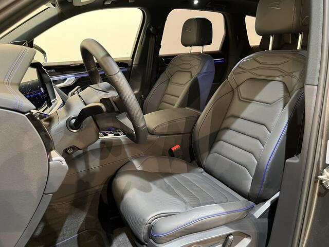 Volkswagen TOUAREG R 3.0 TSi 462 PK eHybrid 4MOTION Full Options / Luchtvering / IQ Matrix / 360 Camera / Panoramadak / Head-Up / Leder / Stoelventilatie / Stoelverwarming