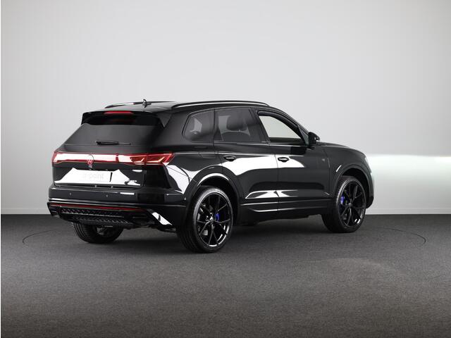 Volkswagen TOUAREG R 3.0 TSI 340 kW / 462 pk SUV 8 vesn. Tiptronic
