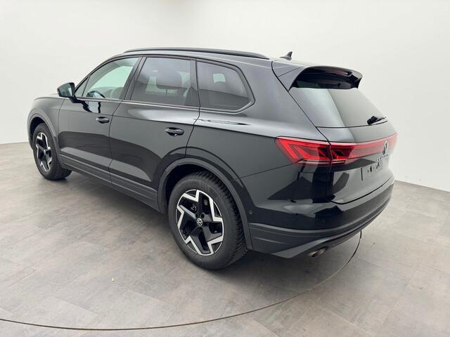 Volkswagen TOUAREG 3.0 TDI Grijs Kenteken ACC Luchtvering Trekhaak Comfortstoelen