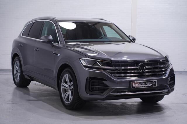 Volkswagen TOUAREG 3.0 TDI 232 pk R-Line Grijs Kenteken 2-Zits Navi Camera, Leder Zwart, Luchtvering, Adapt. Cruise, Trekhaak 3500 kg