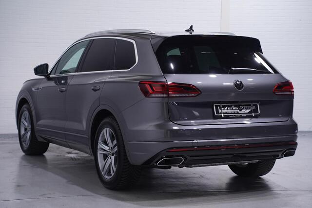 Volkswagen TOUAREG 3.0 TDI 232 pk R-Line Grijs Kenteken 2-Zits Navi Camera, Leder Zwart, Luchtvering, Adapt. Cruise, Trekhaak 3500 kg