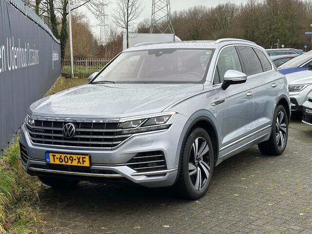 Volkswagen TOUAREG 3.0 TSi V6 381pk eHybrid 4MOTION Nachtzicht Luchtvering Leder Panoramadak