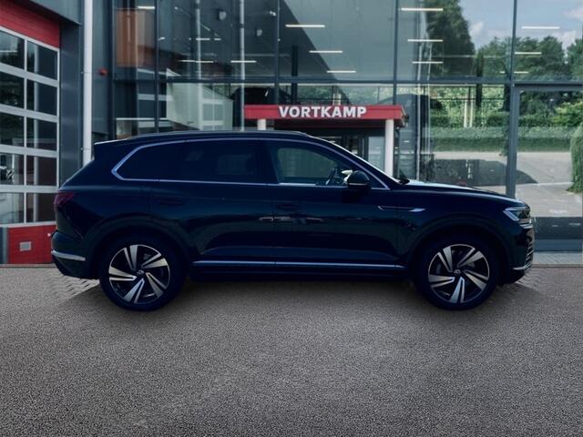 Volkswagen TOUAREG 3.0 TSI ELEGANCE 4MOTION EHYBRID LUCHT-VERING/PANO-DAK/TREKHAAK/