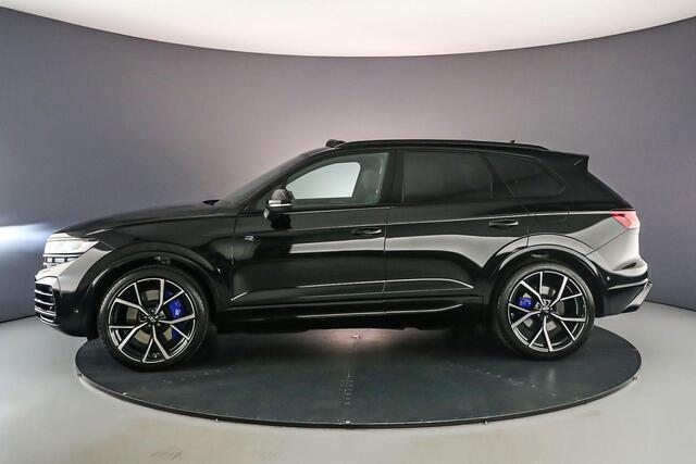 Volkswagen TOUAREG R 3.0 TSI eHybrid 462pk Tiptronic Trekhaak, Head up display, Panoramadak, Luchtvering, Lederen bekleding, Navigatie, Elektrische achterklep, LED matrix koplampen