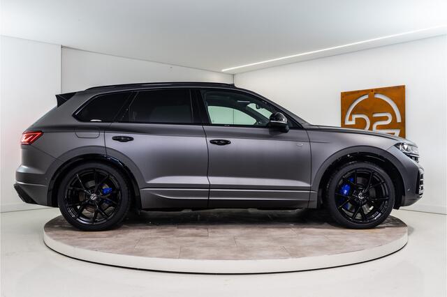 Volkswagen TOUAREG 3.0 TSi eHybrid 4MOTION R 463PK | JUNI 2024 | VOL OPTIE!