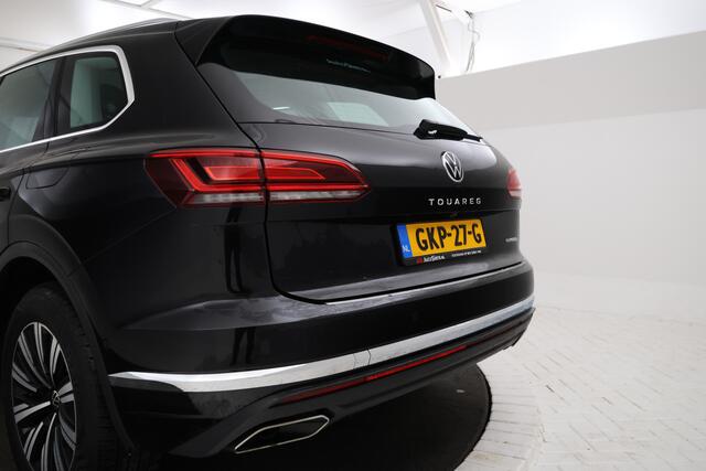 Volkswagen TOUAREG 3.0 TSi eHybrid 4MOTION Panorama, Luchtvering, Climate