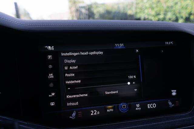 Volkswagen TOUAREG 3.0 TSI eHybrid 4MOTION / Luchtvering/ Standkachel/ Adaptive Cruise Control/ Virtual Cockpit/ Panoramadak/ 280kW (381PK)