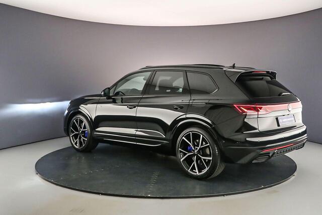 Volkswagen TOUAREG R 3.0 TSI eHybrid 462pk Tiptronic Trekhaak, Panoramadak, Head up display, Luchtvering, Elektrische achterklep, Lederen bekleding, Achteruitrijcamera, LED matrix koplampen