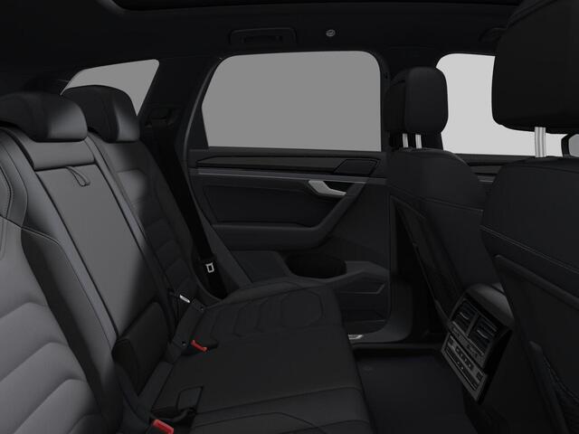 Volkswagen TOUAREG R 3.0 eHybid 462 pk SUV 8 versn. Tiptonic · Assistance pakket · Comfort pakket · Multimedia pakket · Nachtzichtassistent (night vision) · Trekhaak inclusief trailer assist ·