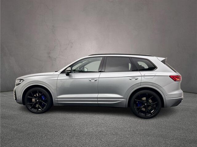 Volkswagen TOUAREG R 3.0 TSI eHybrid 462pk Tiptronic Trekhaak, Luchtvering, Panoramadak, Adaptive cruise control, Elektrische achterklep, LED matrix koplampen, 360 camera, Lederen bekleding