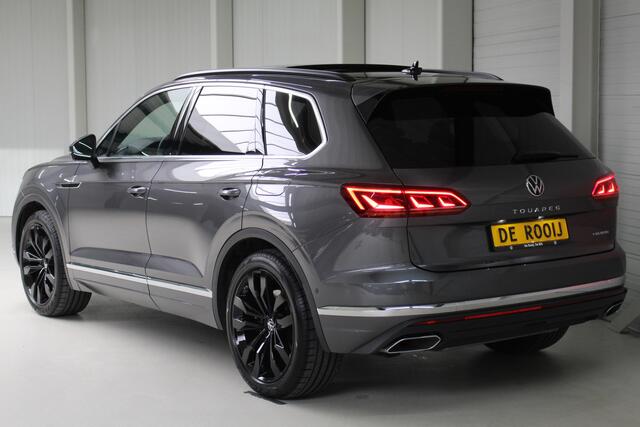 Volkswagen TOUAREG 3.0 TSi eHybrid 4MOTION Elegance Luchtvering | Trekhaak | Nachtzichtassistent | 21" Suzuka velgen | Matrix Led koplampen