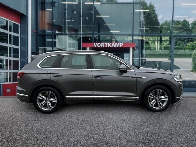Volkswagen TOUAREG 3.0 TSI ELEGANCE 4MOTION EHYBRID LUCHTVERING/PANO-DAK/CAMERA/LED