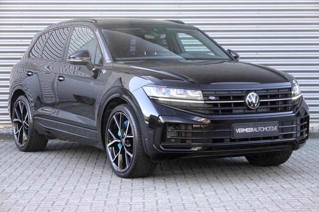 Volkswagen TOUAREG 3.0 TSi eHybrid 4MOTION R | Pano | Trekhaak | Massage | HUD | DynAudio | Soft Close | 22" |