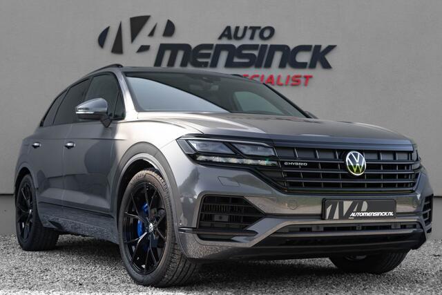 Volkswagen TOUAREG 3.0 TSI eHybrid 4MOTION / Luchtvering/ Standkachel/ Adaptive Cruise Control/ Trekhaak/ Panoramadak/ 280kW (381PK)