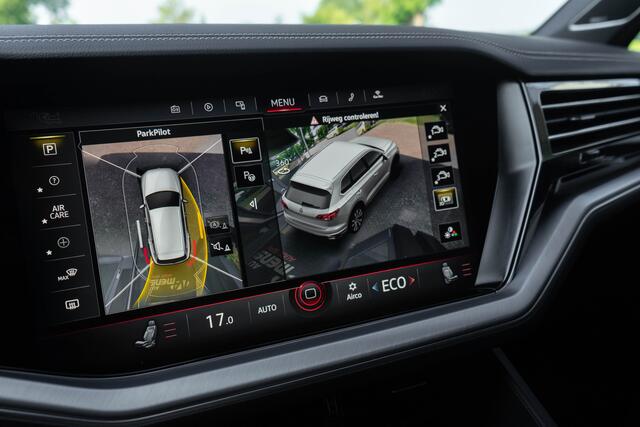 Volkswagen TOUAREG 3.0 TSI eHybrid 4MOTION / Luchtvering/ Standkachel/ Adaptive Cruise Control/ Trekhaak/ Panoramadak/ 280kW (381PK)
