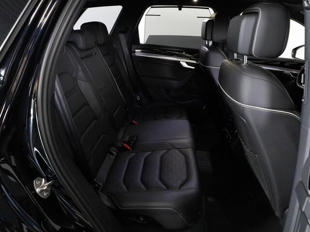 Volkswagen TOUAREG 3.0 TSi eHybrid 467 pk 4MOTION | IQ Matrix LED | Leder | Luchtvering | Panoramadak | 20 "LM | Keyless | Dynaudio |