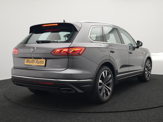 Volkswagen TOUAREG 3.0 TSi eHybrid 4MOTION Elegance Plug In Hybrid 381pk PHEV | Panodak | Trekhaak af Fabriek | Luchtvering | Adaptive Cruise | Nachtzicht | Lederen Comfortzetels Massage & Memory | Head Up | 21"L.M | Dynaudio | Sfeerverlichting |