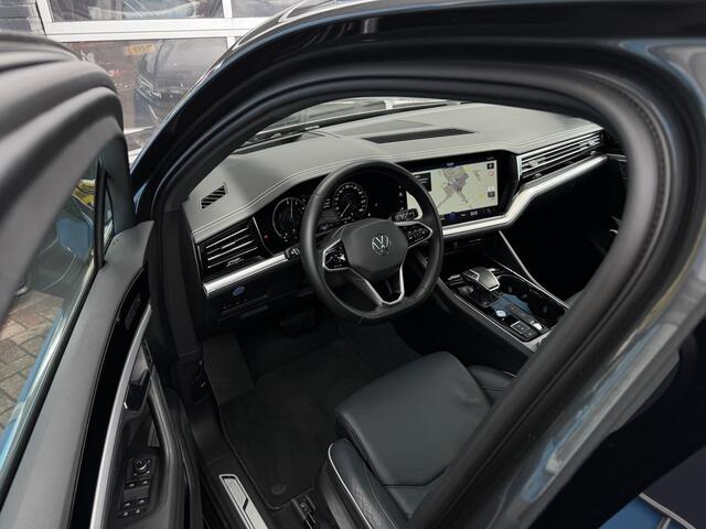 Volkswagen TOUAREG 3.0 TSi eHybrid 4MOTION GRATIS Afleverpakket! | Luchtvering | Trekhaak | Panoramadak |