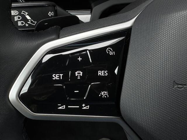 Volkswagen TOUAREG 3.0 TSi eHybrid 4MOTION GRATIS Afleverpakket! | Luchtvering | Trekhaak | Panoramadak |