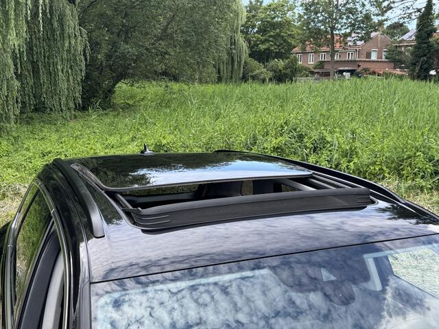 Volkswagen TOUAREG 3.0 TSi E-HYBRID 4MOTION ELEGANCE CAMERA/PANORAMADAK/TREKHAAK