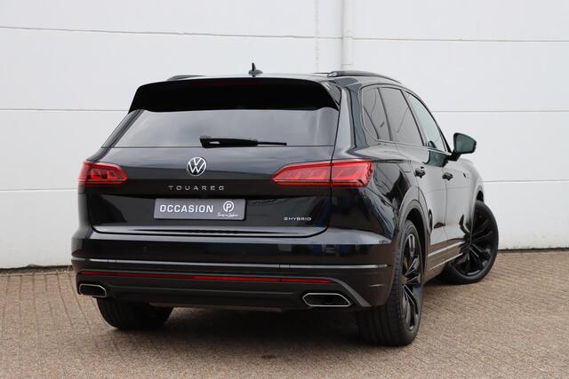 Volkswagen TOUAREG 3.0 TSI eHybrid 4Motion Elegenace Black Style 380pk Tiptronic