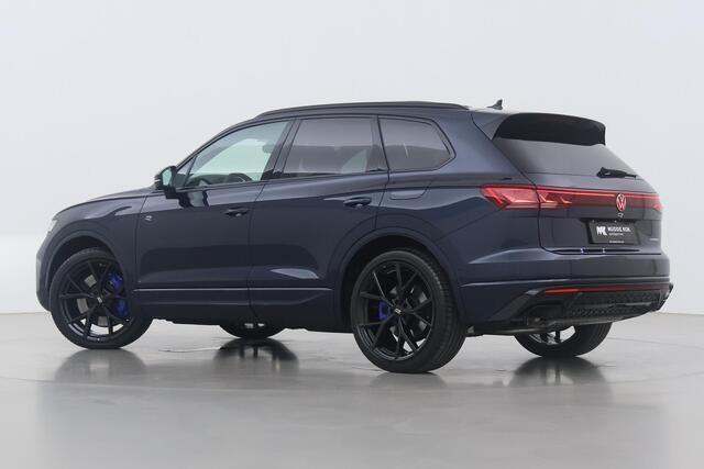 Volkswagen TOUAREG 3.0 TSi 4MOTION R | NIEUW | Luchtvering | Head-Up | Massage+Ventilatie | Dynaudio | Trekhaak | 22 Inch Estoril