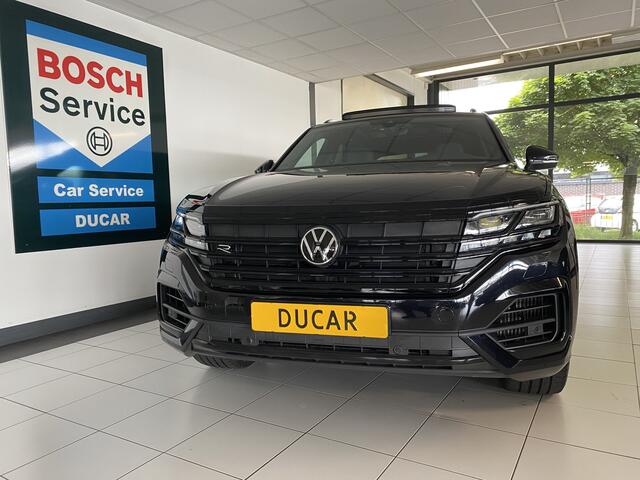 Volkswagen TOUAREG 3.0 TSi 4MOTION R 463 PK /Panoramadak / Trekhaak/ massage stoel