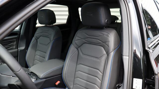 Volkswagen TOUAREG 3.0 TSi eHybrid 4MOTION R Edition | Stoelventilatie | Panoramadak | Dynaudio | Trekhaak | Soft-Close
