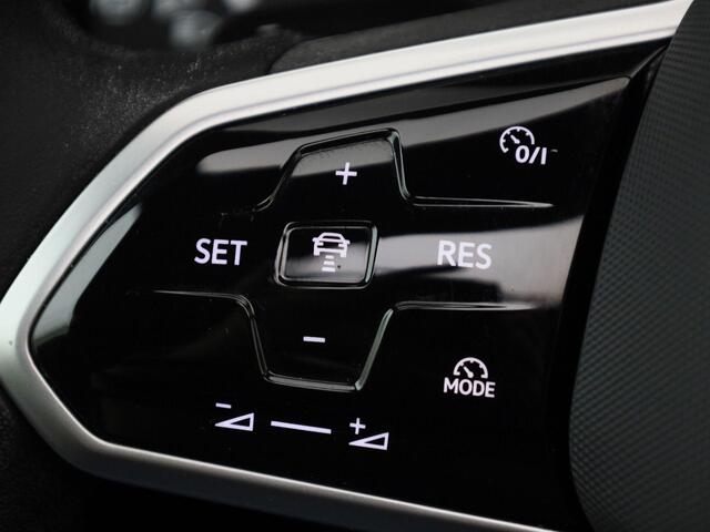 Volkswagen TOUAREG 3.0 TSieHybrid 280kW/381PK 4MOTION Elegance · Panoramadak · Leder · Trekhaak · Garantie tot 17-01-2029 of 100.000km