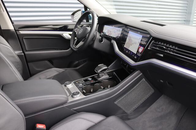 Volkswagen TOUAREG 3.0 TSi eHybrid Elegance Pano/Leder/IQ.Light/Camera/21"Suzuka/Keyless/Luchtvering/Trekhaak wegkl.