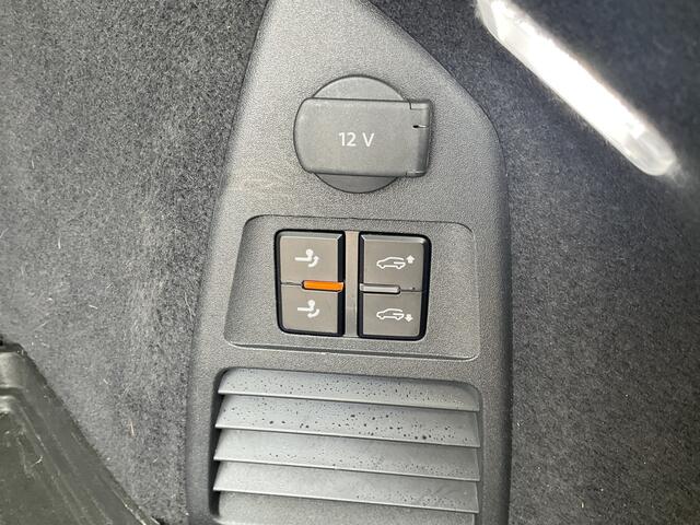 Volkswagen TOUAREG 3.0 TSI 4MOTION R 462PK PHEV Pano Elek.Trekhaak [3500KG] Luchtvering Matrix Memory VOL!