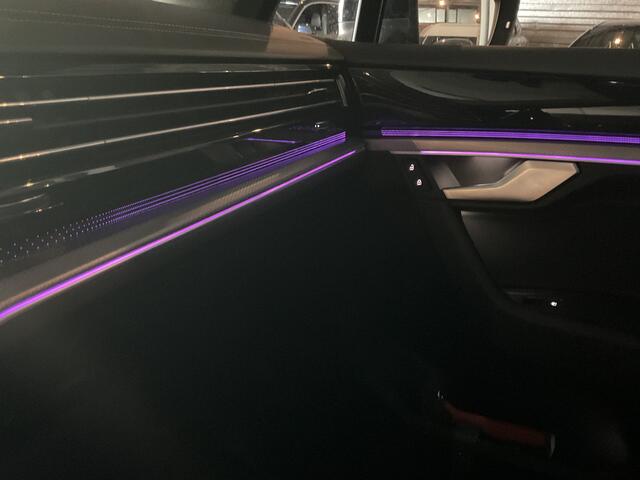 Volkswagen TOUAREG 3.0 TSI 4MOTION R 462PK PHEV Pano Elek.Trekhaak [3500KG] Luchtvering Matrix Memory VOL!