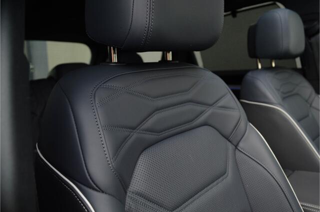 Volkswagen TOUAREG 3.0 TSI eHybrid 4MOTION / Puglia / Luchtvering/ Virtual Cockpit/ Panoramadak/ Trekhaak/ 280kW (381PK)