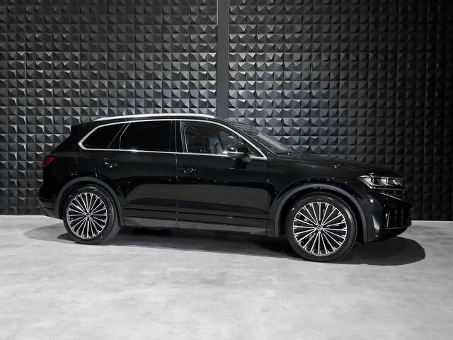 Volkswagen TOUAREG 3.0 TSi eHybrid 4M Elegance | 161 km!! | Luchtv. | Pano | Trekh. | HUD | Stoelvent. + massage | 21 "