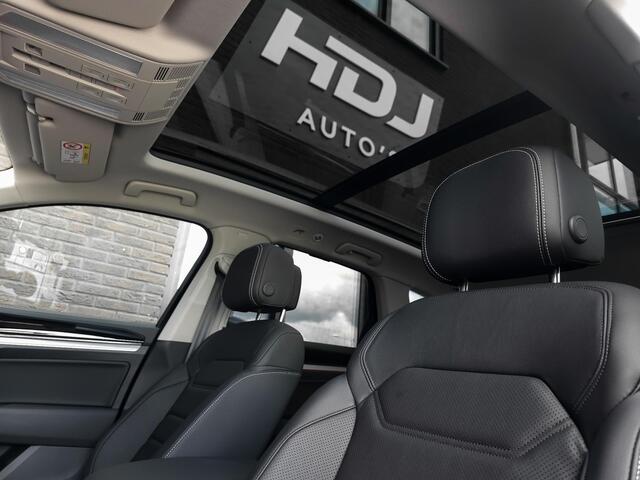 Volkswagen TOUAREG 3.0 TSi eHybrid 4M Elegance | 161 km!! | Luchtv. | Pano | Trekh. | HUD | Stoelvent. + massage | 21 "