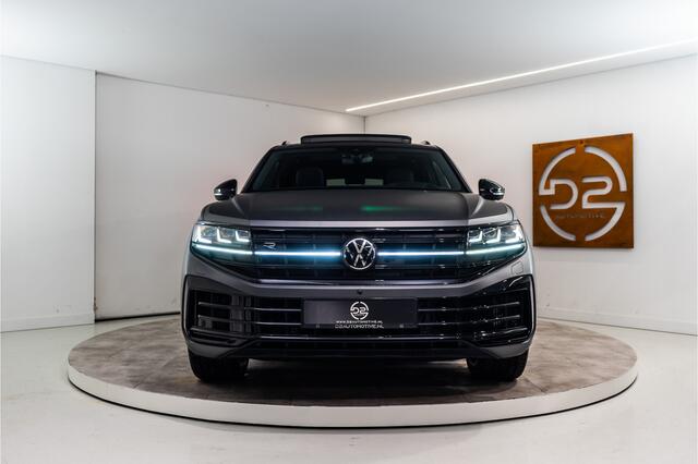 Volkswagen TOUAREG R 3.0 TSi eHybrid 4MOTION R 463PK | 2025 DIRECT LEVERBAAR | VOL OPTIE!
