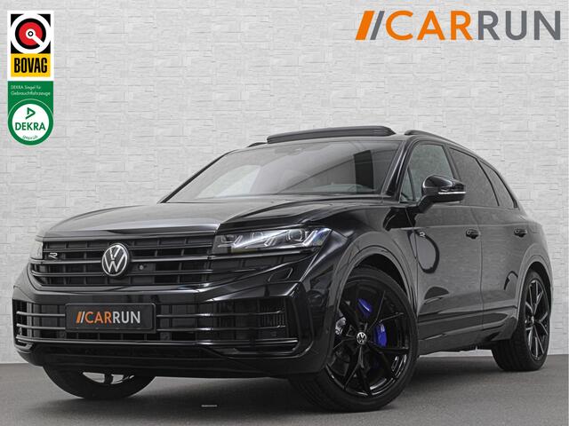 Volkswagen TOUAREG R 3.0 TSI 462PK E-Hybrid | Luchtvering | Puglia-Leder | Panorama | DYN-Audio | Massage | Ventilatie | ACC | Trekhaak | Nachtzicht | Head-Up | Ergo-Comfort | 22" | Keyless-Entry | Memory | 4-Zone Clima | ISO-Glas | Stoelverwarming V+A | Dodehoek | Standkac