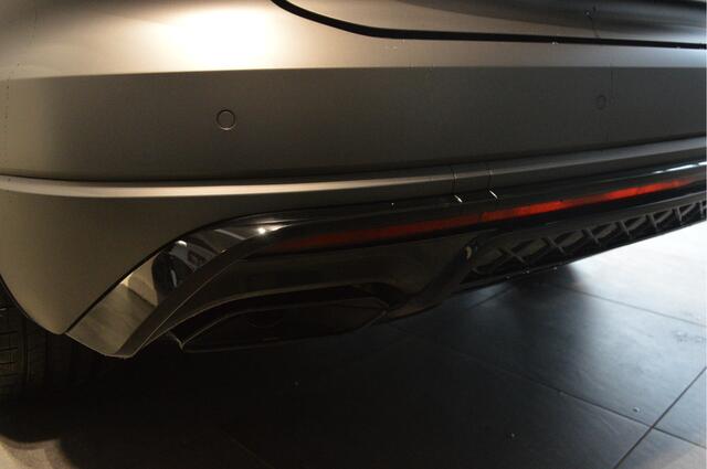 Volkswagen TOUAREG 3.0 TSi eHybrid 4MOTION R pano leer camera 21 inch !!