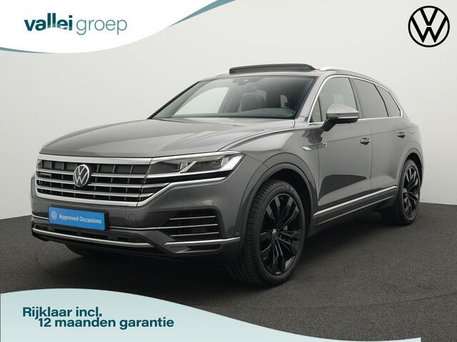Volkswagen TOUAREG Elegance 3.0 TSi 381 pk tiptronic eHybrid 4MOTION | Panoramadak | Puglia leder | Geheugenstoelen | Rondomzicht camera | Stoelventilatie