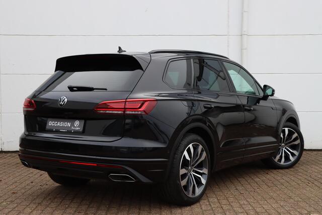 Volkswagen TOUAREG 3.0 TSI eHybrid 4Motion Elegance Black Style 380pk Tiptronic