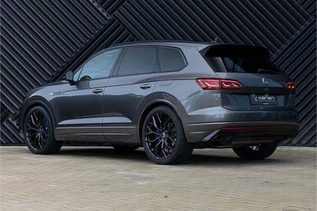 Volkswagen TOUAREG R 3.0 V6 TSI eHybrid 4M Panodak Puglia Luchtv. Massage Head up 360 Stoelvent Trekhaak