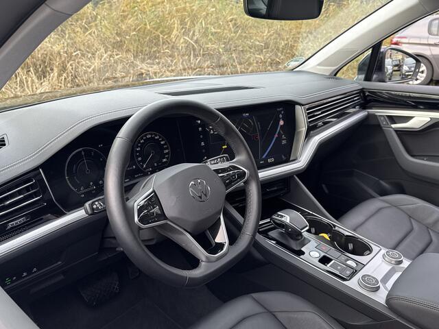 Volkswagen TOUAREG 3.0 TSi eHybrid ELEGANCE 4MOTION HEAD-UP/LEDER/PANORAMADAK