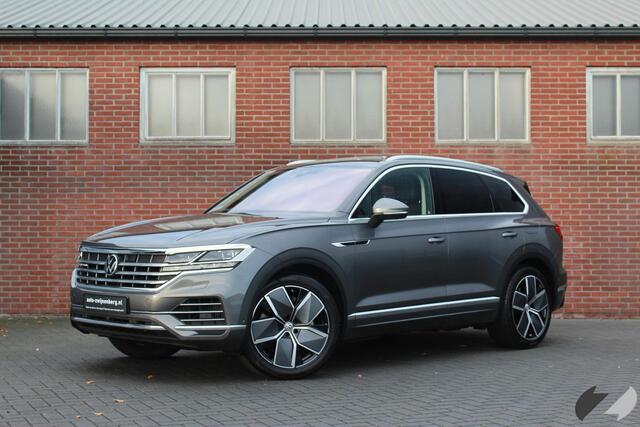 Volkswagen TOUAREG 3.0 TSi eHybrid 4MOTION | Pano | Trekhaak | Memory |
