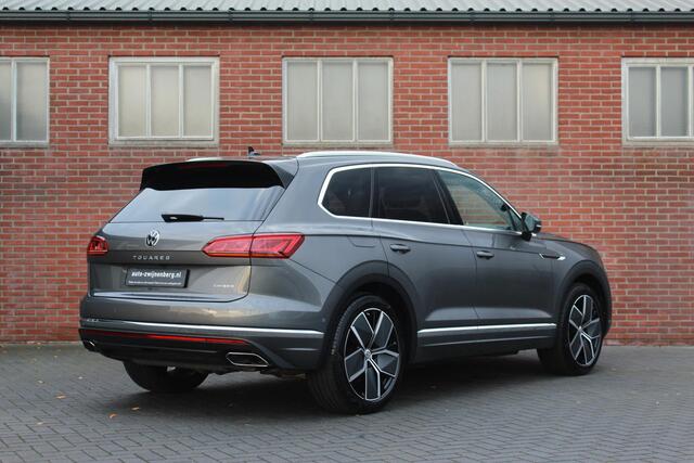 Volkswagen TOUAREG 3.0 TSi eHybrid 4MOTION | Pano | Trekhaak | Memory |