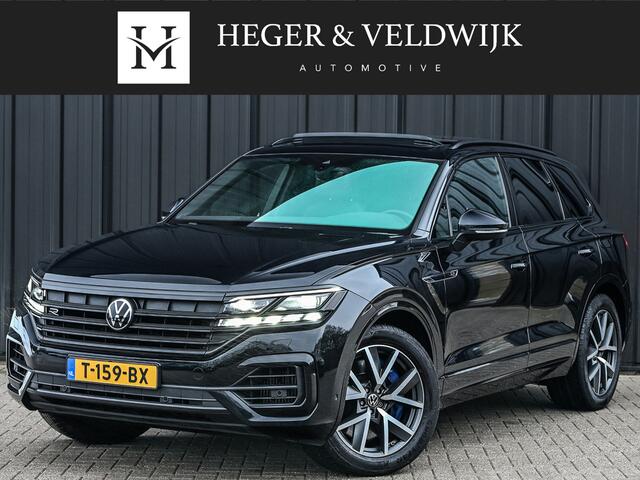 Volkswagen TOUAREG 3.0 TSi 4MOTION R · Panoramadak · Luchtvering · Adaptive Cruise Control · Memory Seats · Camera · Keyless entree · Blis · Ambiance interieur ·