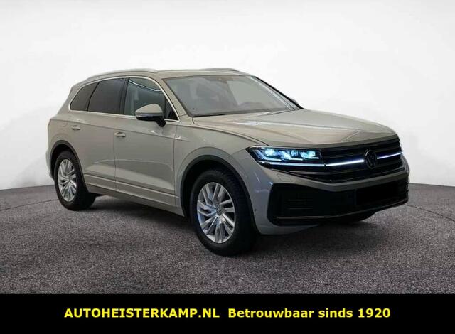 Volkswagen TOUAREG 3.0 TDI Elegance Grijs Kenteken ACC Luchtvering Comfortstoelen Trekhaak